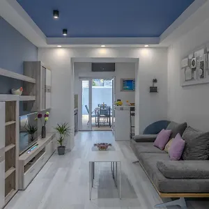 Arena Blue Dream - Modern With Terrace Apartment